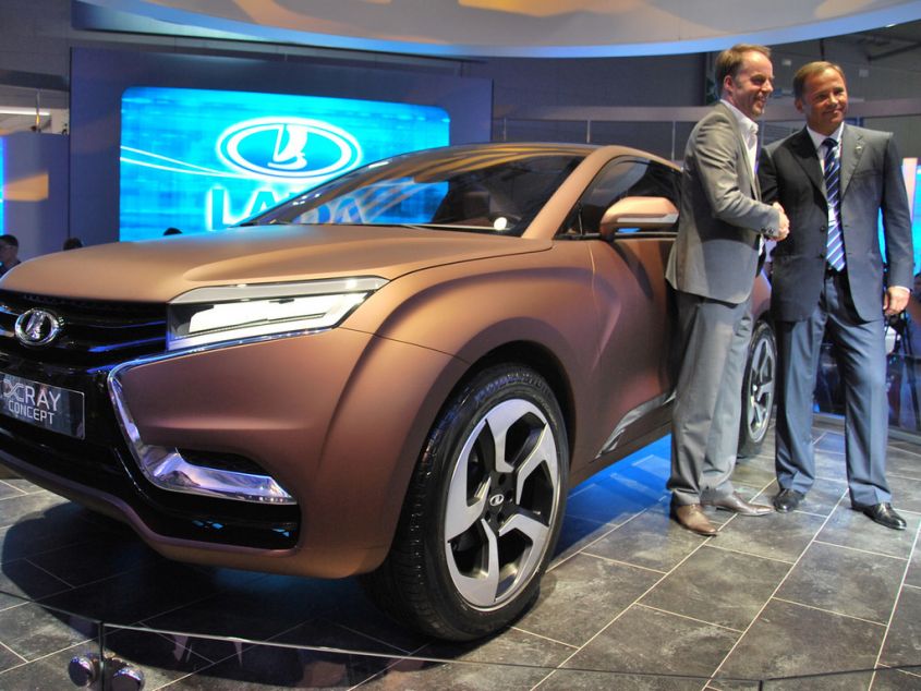 Lada XRay Concept33